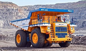 БелАЗ поставил очередную партию карьерной техники в Сибирь