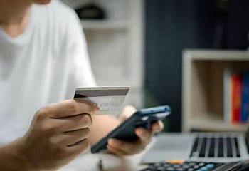 Суммы денежных переводов из Беларуси и в Беларусь выросли по итогам второго квартала 2026 года — Нацбанк
