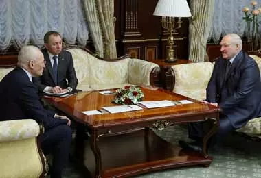 Беларусь и Россия не должны переживать по поводу введения санкций — Лукашенко