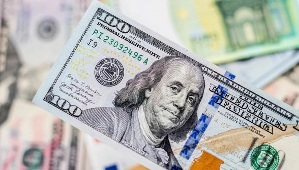 Курс доллара снизился на торгах БВФБ 2 июля