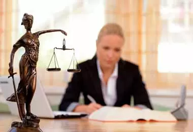 Бесплатные консультации проведут белорусские адвокаты для малоимущих граждан 2 декабря