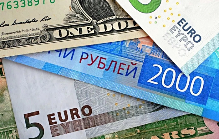 Доллар, евро и российский рубль подорожали на торгах БВФБ 28 августа Доллар, евро и российский рубль подорожали на торгах БВФБ 28 августа
