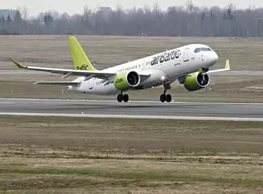 Авиакомпания AirBaltic возобновила полеты в Минск