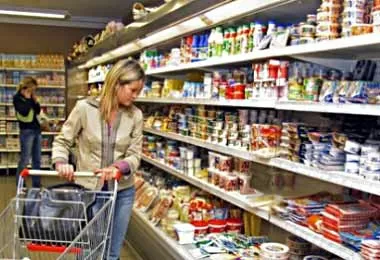 Розничные продажи в Беларуси по итогам восьми месяцев снизились на 2%