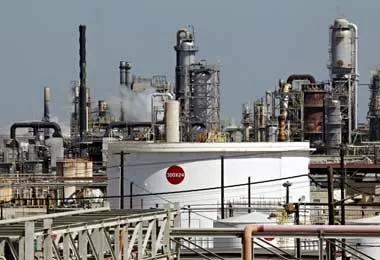 Литовский НПЗ отказался от двух танкеров с загрязненной российской нефтью