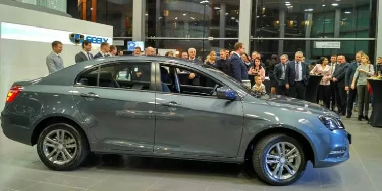 Новый Geely Emgrand 7 доступен во всех дилерских центрах Белджи. Фото Александра Хмельницкого 