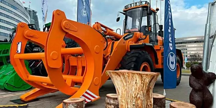 Амкодор представил свою технику на выставке «ЛЕСДРЕВТЕХ-2022» в Минске Амкодор представил свою технику на выставке «ЛЕСДРЕВТЕХ-2022» в Минске