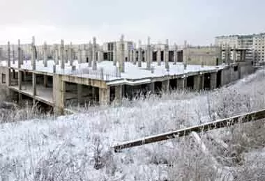 Минстройархитектуры отмечает значительное сокращение долгостроев в Беларуси