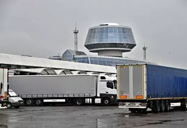 Правительство внесло изменения в порядок функционирования системы электронной очереди на автодорожных пунктах пропуска