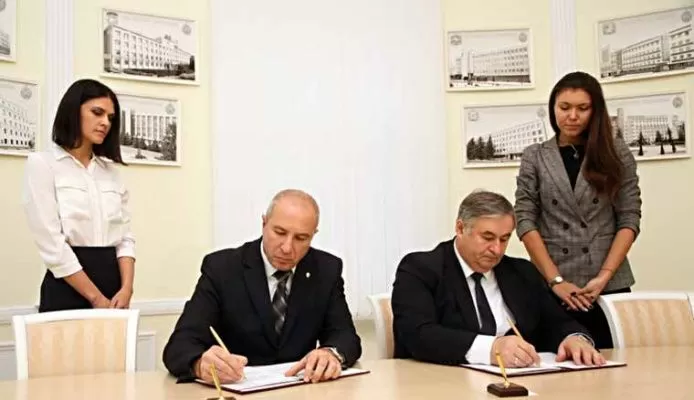 МВД и Мининформ подписали антинаркотическую информационную стратегию МВД и Мининформ подписали антинаркотическую информационную стратегию