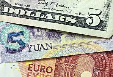 Курсы доллара, евро и юаня выросли на торгах БВФБ 15 июня