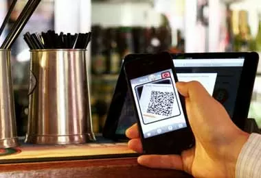 Платежи по QR-коду позволяют сокращать транзакционные издержки для торговли и сервисных услуг – эксперты