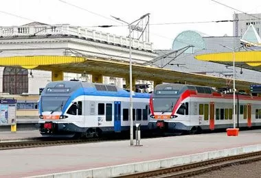 БЖД продолжает возвращать поезда городских линий на маршруты между Минском и городами-спутниками