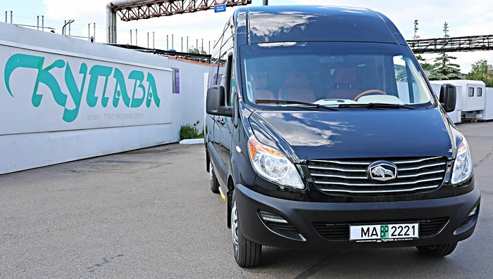 МАЗ изготовил автомобиль представительского класса для Национального аэропорта «Минск» МАЗ изготовил автомобиль представительского класса для Национального аэропорта «Минск»