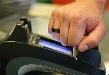 Белагропромбанк начал выпуск платежных колец PayRing
