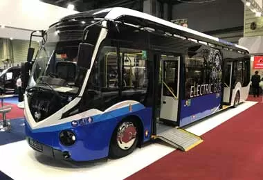 Белкоммунмаш презентовал праворульный электробус на выставке Coach and Bus UK в Бирмингеме