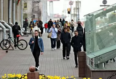 Минск с существенным отрывом лидирует по уровню зарплат среди регионов Беларуси