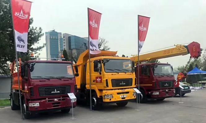 МАЗ представил белорусскую автотехнику на международной выставке «UzTechTransExpo - спецтехника, транспорт и логистические услуги». МАЗ представил белорусскую автотехнику на международной выставке «UzTechTransExpo - спецтехника, транспорт и логистические услуги».