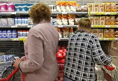 Румас пообещал приостановить рост цен на социально значимые товары в Беларуси