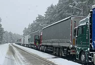 Очередь грузового транспорта фиксируется только на въезд в Литву — Госпогранкомитет