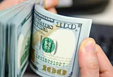 Физлица в Беларуси продолжают оставаться чистыми продавцами иностранной валюты — Нацбанк