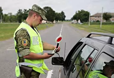 Более 706 тыс иностранцев посетили Беларусь без виз — Госпогранкомитет 