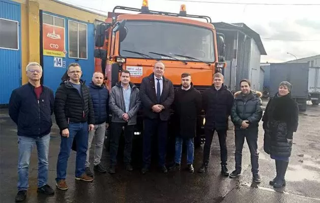 МАЗ поставил дорожную технику в Новгородскую область