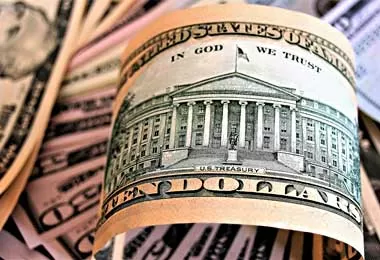 Белорусский рубль укрепился к доллару на открытии торгов БВФБ 10 февраля