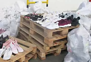 Незаконный ввоз новой одежды и обуви под видом бывшей в употреблении пресекла белорусская таможня