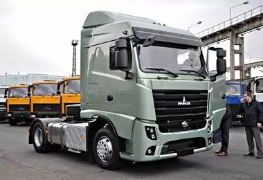МАЗ замкнул пятерку лидеров по продажам новых грузовиков в России по итогам апреля 2026 года