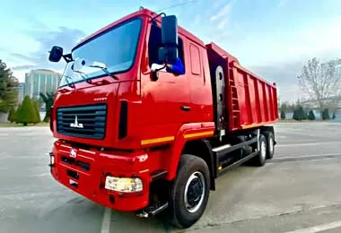 МАЗ представил новый газовый самосвал на выставке в Узбекистане