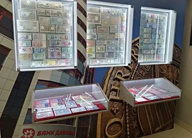 Банк Дабрабыт обновил экспозицию музея денег