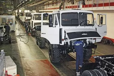 МАЗ и Белшина продолжат развивать сотрудничество