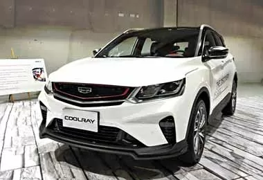 Geely продолжает наращивать продажи в России