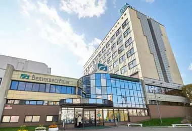 Белинвестбанк рекомендует юрлицам воздержаться от осуществления расчетов и операций в долларах и евро в пользу иностранных контрагентов 