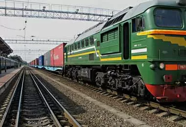 БЖД продолжит развивать грузовое и пассажирское сообщении с Калининградской областью