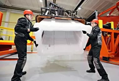 Компания «Инвет» запустила новую линию ротационного формования