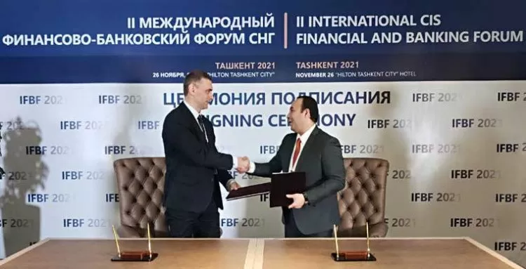 Соглашение подписали заместитель председателя правления ОАО «Белагропромбанк» Сергей Чугай и заместитель председателя правления АО «Асакабанк» Бобохон Абдуллаев.