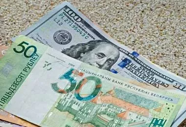 Курс доллара вырос на открытии торгов БВФБ 18 июня
