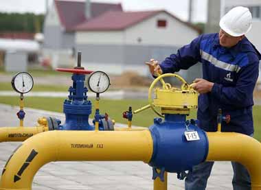 Россия и Беларусь договорятся по ценам на газ до конца текущего года - Путин