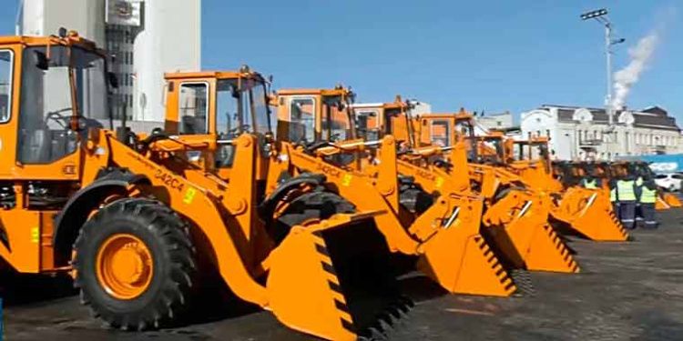 Амкодор поставил новую партию техники во Владивосток