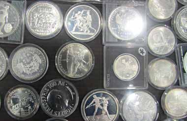 Незаконный ввоз коллекционных монет и криптокошельков из Польши пресекли белорусские таможенники