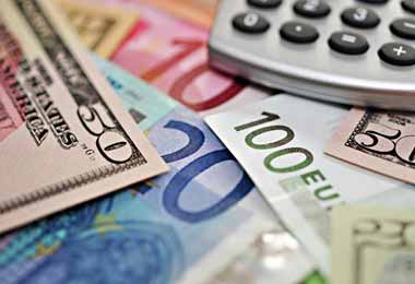 Курсы основных валют снизились на торгах БВФБ 24 сентября