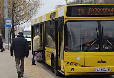 Население Беларуси к 2023 г будет возмещать не менее 70% затрат на услуги городского транспорта - программа