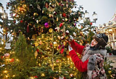 Москва приглашает окунуться в новогоднюю сказку