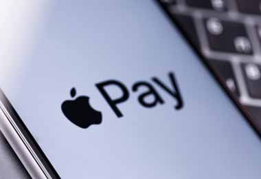 БНБ-Банк запустил сервис Apple Pay для держателей карточек MasterCard