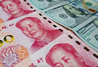 Доллар и юань подорожали на торгах БВФБ 5 июня, курс российского рубля снизился