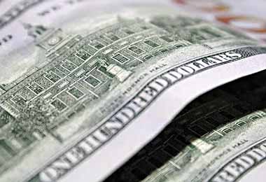 Доллар возобновил рост на торгах БВФБ 9 августа, курсы евро и российского рубля продолжили снижаться