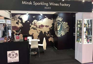 Минский завод игристых вин представил свою продукцию на выставке ProWine Asia 2019