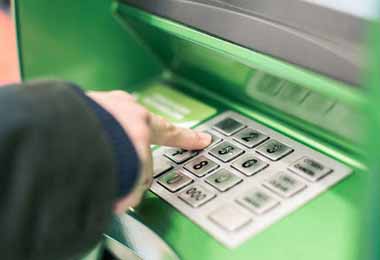 Беларусбанк предоставил возможность снимать наличные в своих банкоматах пользователям Белкарт Pay